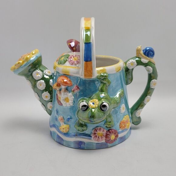 WCL Porcelain Frog Floral Mushrooms Ceramic Watering Can With Planter And Basket - Picture 3 of 16